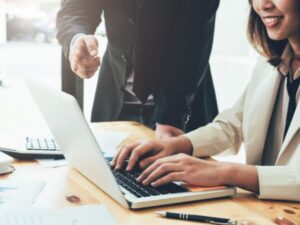 Navigating the Financial Maze: Your Guide to Banking Dispute Solicitors